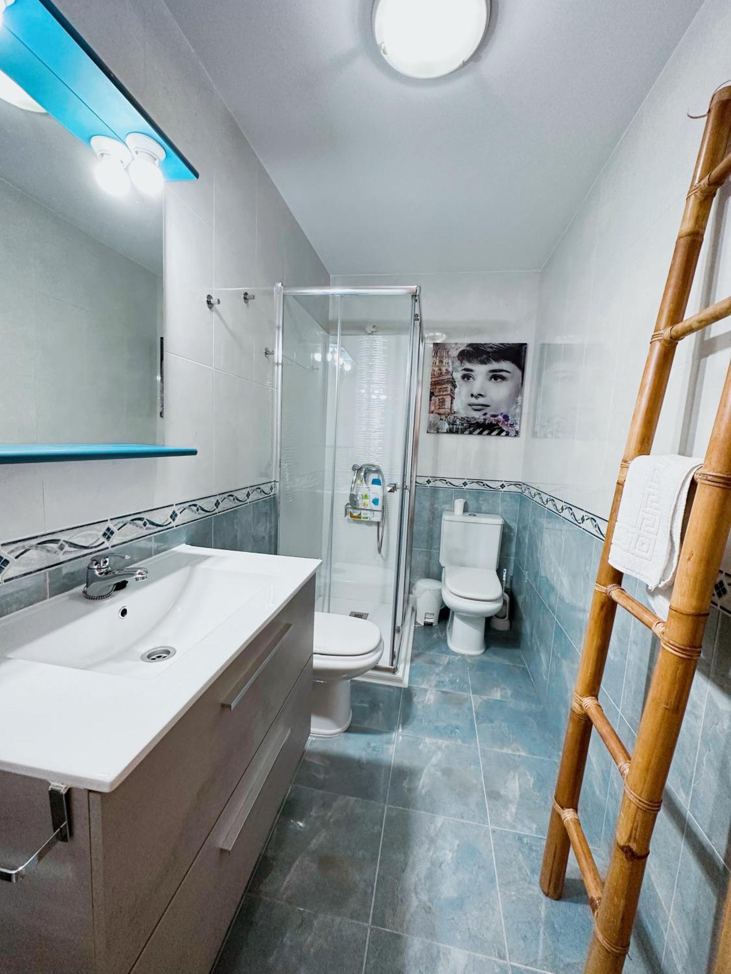 Apartamento Suite Los Deportes Ponferrada Dış mekan fotoğraf